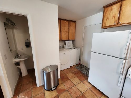 37200 Glenoaks Rd, Temecula CA 92592-8534 exterior