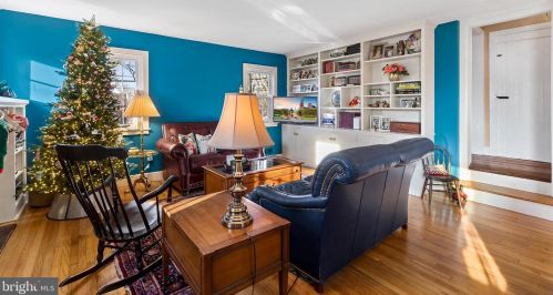 440 Berwyn Baptist Rd, Berwyn PA 19312-1447 exterior