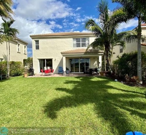 12049 Knightsbridge Ln, Fort Pierce FL 34987-2731 exterior