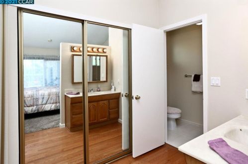 1619 St, Concord CA 94521-1001 exterior