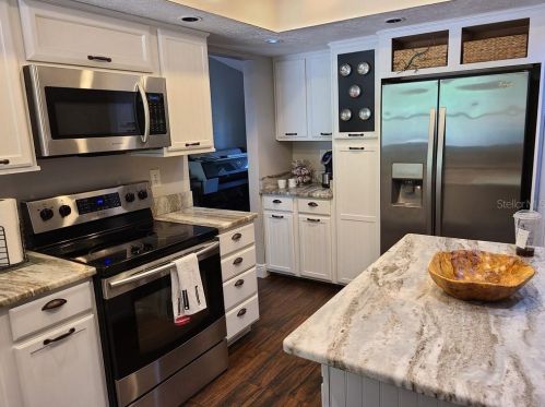 12504 Twin Br Acres Rd, Tampa FL 33626-4423 exterior