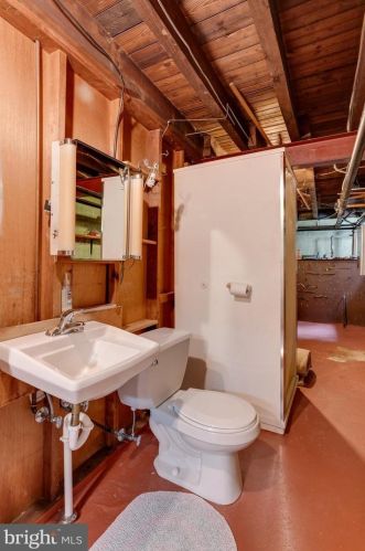 823 Helen Ave, Lancaster PA 17601-4508 exterior