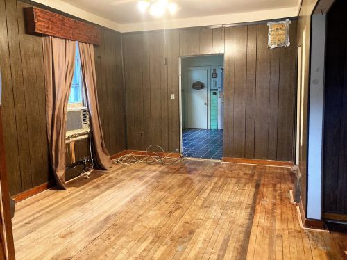 3845 19th Pl, Milwaukee, WI 53206-1902