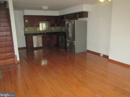 753 Cleveland St, Philadelphia PA  19146-1811 exterior