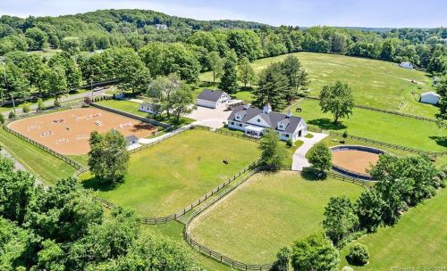 507 Ridgebury Rd, Ridgefield, CT 06877-1109