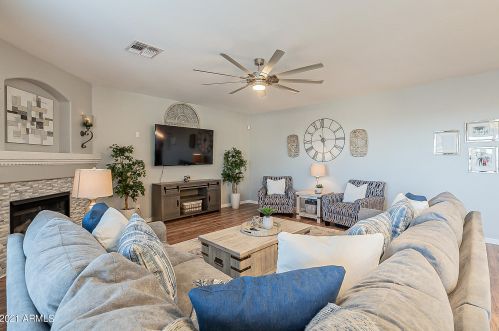 2883 Birchwood Pl, Chandler AZ 85249-5572 exterior