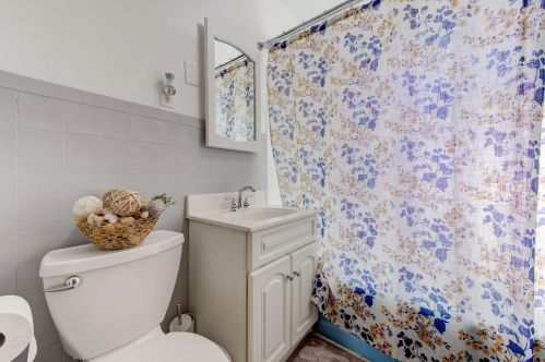 1673 Craig Pl, Saint Paul MN 55119-4232 exterior