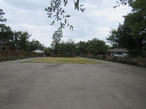 2419 Coffin St, Denison TX 75020-7209 exterior