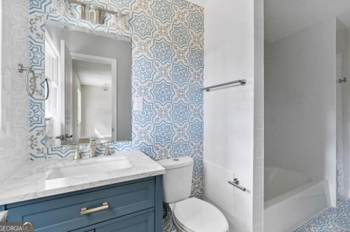 2050 Forrest Park Rd, Atlanta GA 30315-8637 exterior