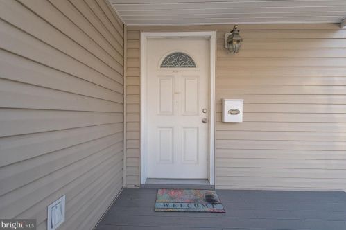 1318 Crawford Dr, Rockville MD  20851-1705 exterior