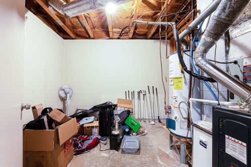 8895 Carroll Mnr Dr, Atlanta GA 30350-2013 exterior