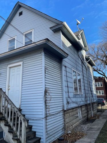 430 Lawler Ave, Chicago, IL 60644-2053