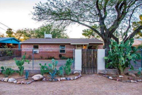 719 Benton Ave, Tucson AZ  85711-1120 exterior