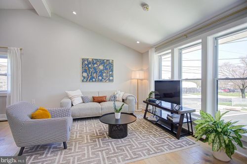 1101 44th Pl, Washington DC  20019-4906 exterior