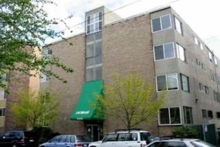 520 Bellevue Ave, Seattle WA  98102-4750 exterior