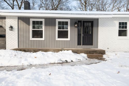 1748 Prince Ln, Meskegon MI  49445-1742 exterior