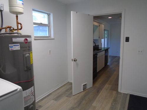 372 Walters Ter, Fort Pierce FL 34983-3878 exterior