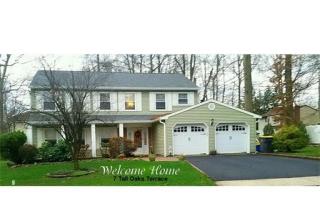7 Tall Oaks Ter, Matawan, NJ 07747-9601
