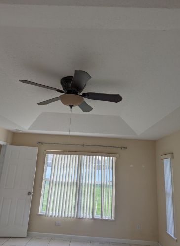 2086 Pruitt St, Fort Pierce FL  34953-7434 exterior