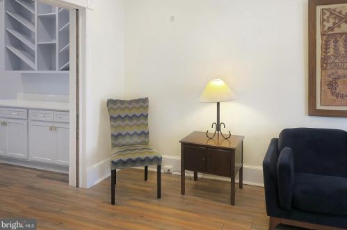 1385 F St, Washington DC  20002-5419 exterior