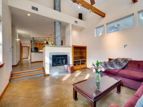 1510 Edgewood Ave, Austin TX 78722-1935 exterior