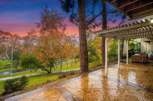 2749 Craig Cir, Fullerton CA 92835-2901 exterior