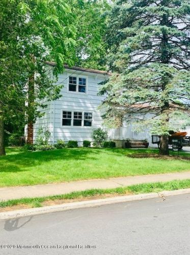 6 Allen St, Locust NJ  07760-1302 exterior