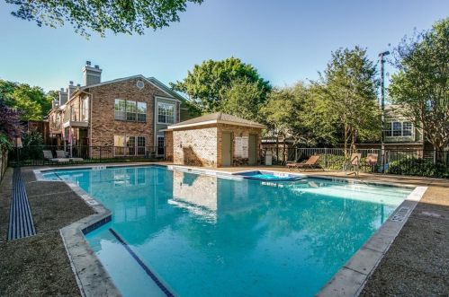 7151 Gaston Ave, Dallas TX  75214-4145 exterior