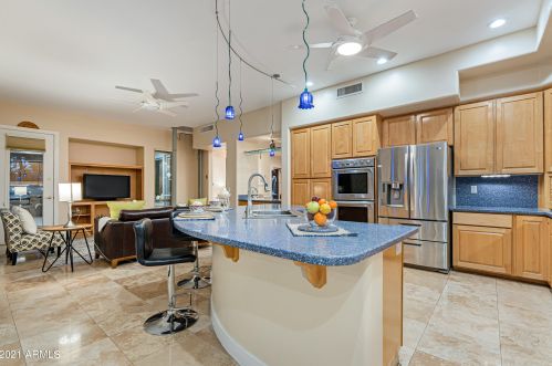 6413 31st St, Phoenix AZ 85008-1127 exterior