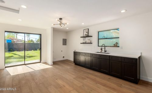 1253 Cambridge Ave, Phoenix AZ  85006-1102 exterior