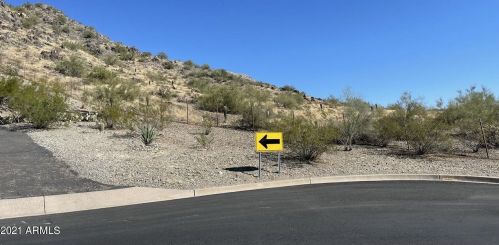 9834 3rd St, Phoenix, AZ 85020-1007