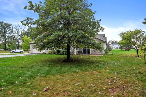 5353 Butterfield Way, Milwaukee WI  53221-3249 exterior