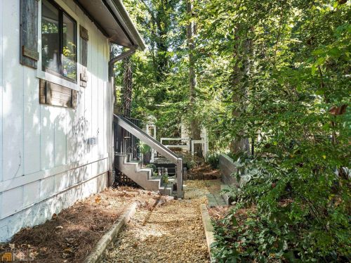 2671 Caldwell Rd, Atlanta GA exterior