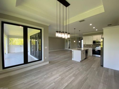 362 14 Ave, Naples FL 34117-0092 exterior