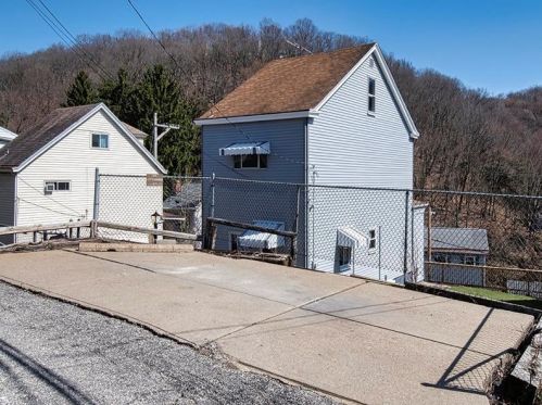 69 Kittanning St, Pittsburgh PA 15223-1851 exterior