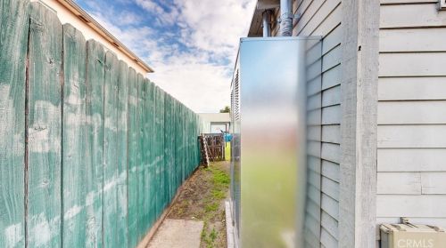 9841 Walnut St, Bellflower CA 90706-5644 exterior