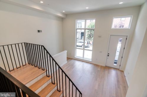 959 Marshall St, Philadelphia PA 19122 exterior