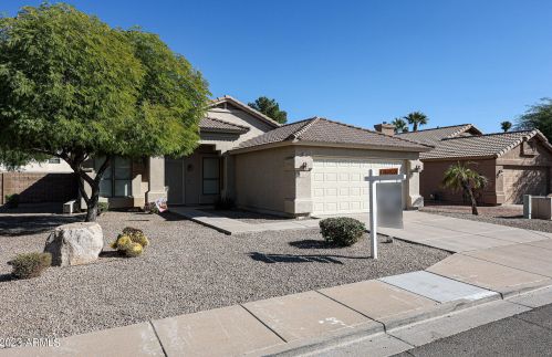 13017 30th St, Phoenix, AZ 85032-6514
