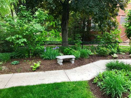 2016 Greenleaf Ave, Chicago IL 60645-3540 exterior