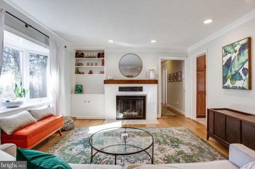 1841 Birch Rd, Mc Lean VA 22101-5317 exterior