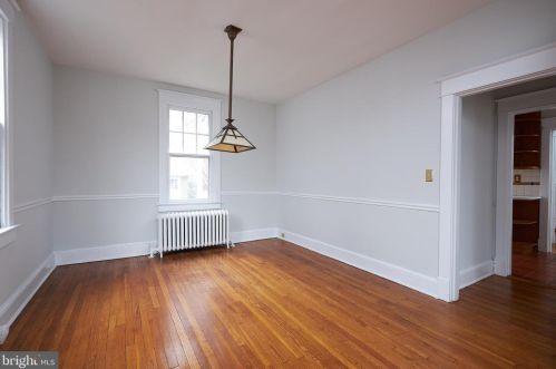 105 Masonic Vw Ave, Alexandria VA 22301-2203 exterior