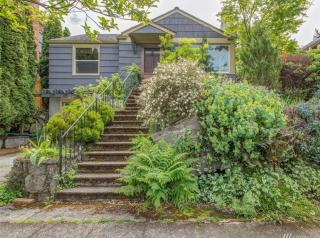 125 81st St, Seattle, WA 98103-4203