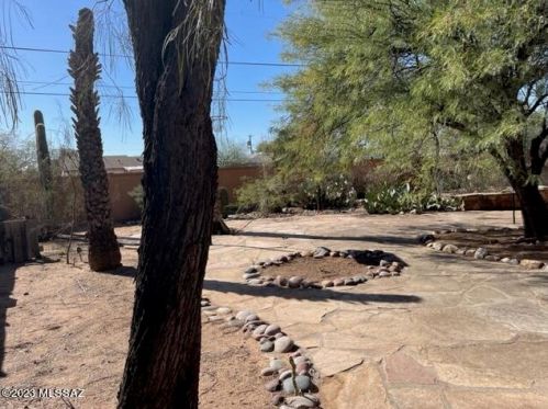 4242 Lester St, Tucson AZ  85712-3117 exterior