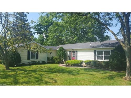 1090 State St, Vermilion, OH 44089-1243