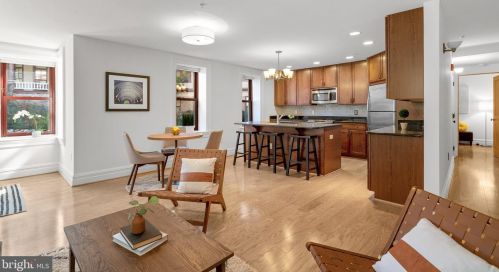 9610 Dewitt Dr, Silver Spring MD  20910-7110 exterior