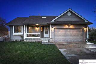 12667 Grand Ave, Omaha, NE 68164-1931