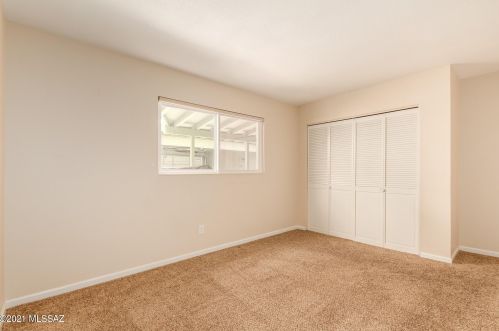 6370 Orange Tree Dr, Tucson AZ 85704-3955 exterior