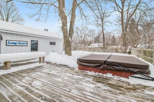 318 Academy St, Allegan MI 49010-1455 exterior