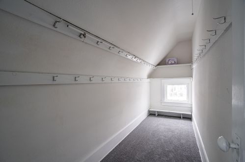 2524 Becher St, Milwaukee WI  53215-2521 exterior