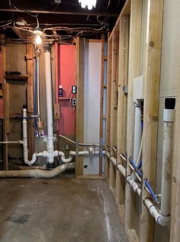 643 Lougeay Rd, Pittsburgh PA 15235-4507 exterior